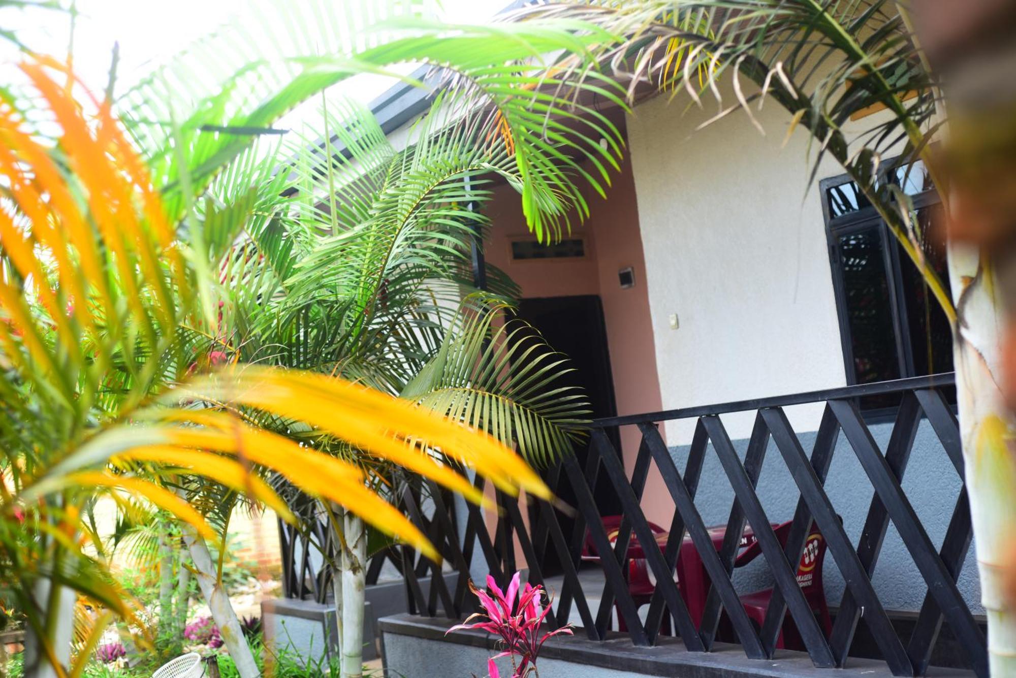 Akagera Neighbors Bed & Breakfast Kabarondo ภายนอก รูปภาพ