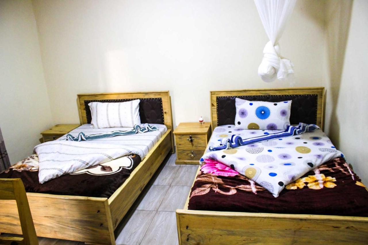 Akagera Neighbors Bed & Breakfast Kabarondo ภายนอก รูปภาพ